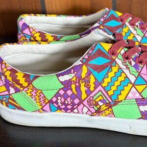 Bucketfeet Women’s Artist Design Colorful Canvas Sneakers Lace Up Shoes Size 6